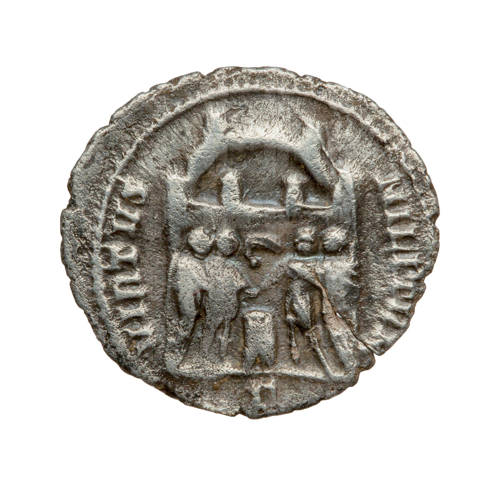 https://catalogomusei.comune.trieste.it/samira/resource/image/reperti-archeologici/Roma 2371 bis  R Diocleziano.jpg?token=65150f2dd32e8